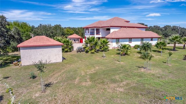 48 Post Oak Run, Inez, TX 77968