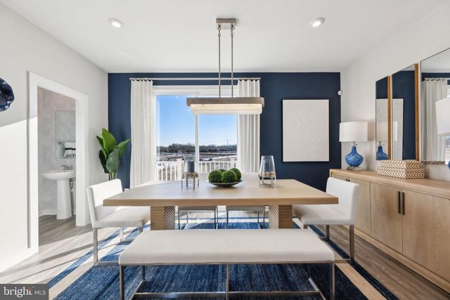 3523 DEAN DR, Hyattsville, MD 20782