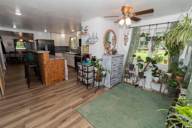 21085 Cabot Avenue, Lakeville, IN 46536