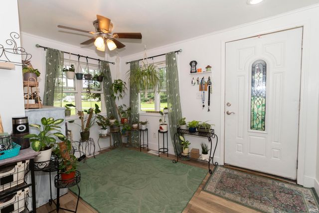 21085 Cabot Avenue, Lakeville, IN 46536