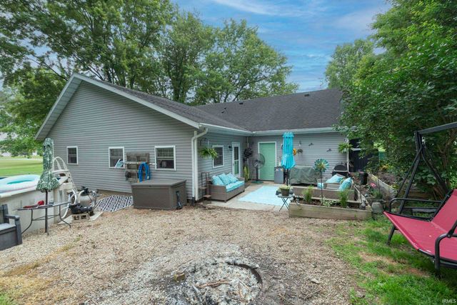 21085 Cabot Avenue, Lakeville, IN 46536
