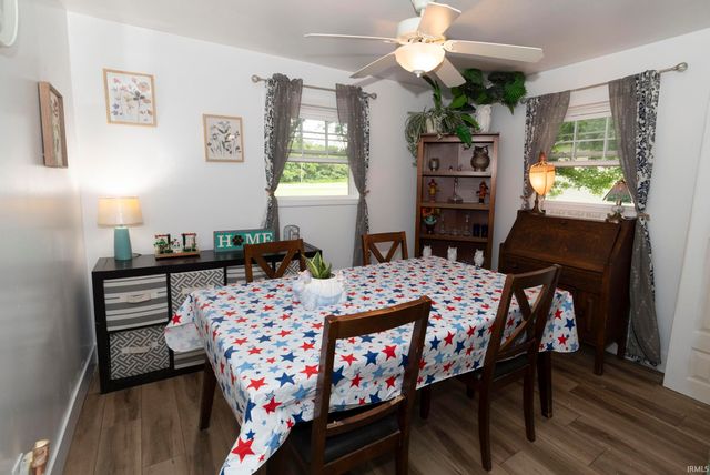 21085 Cabot Avenue, Lakeville, IN 46536