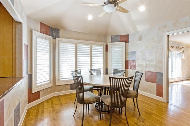 10052 Hemlock Drive, Overland Park, KS 66212