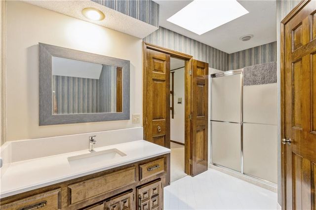 10052 Hemlock Drive, Overland Park, KS 66212