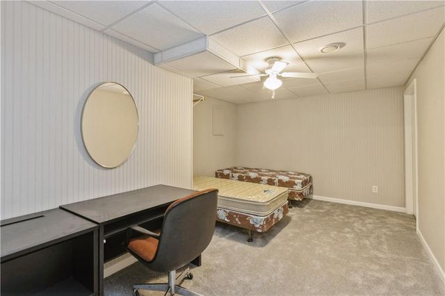 10052 Hemlock Drive, Overland Park, KS 66212