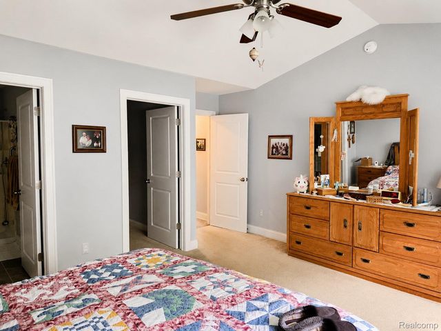 1884 Egret Pointe, Genoa Township, MI 48843