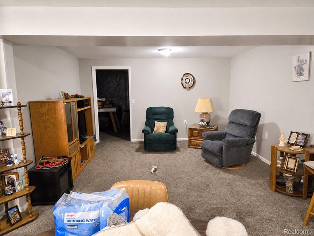 1884 Egret Pointe, Genoa Township, MI 48843