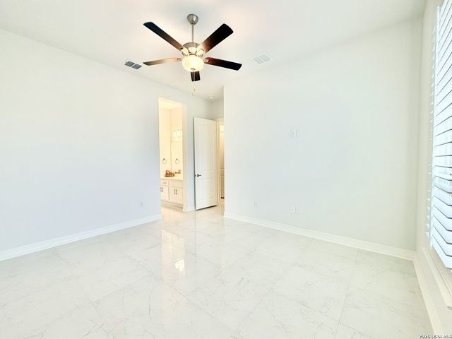 4051 WOOD CRK, San Antonio, TX 78257