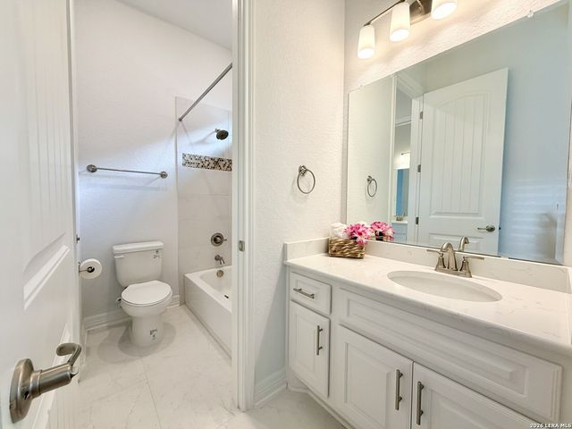 4051 WOOD CRK, San Antonio, TX 78257