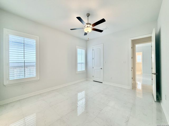 4051 WOOD CRK, San Antonio, TX 78257
