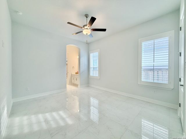4051 WOOD CRK, San Antonio, TX 78257