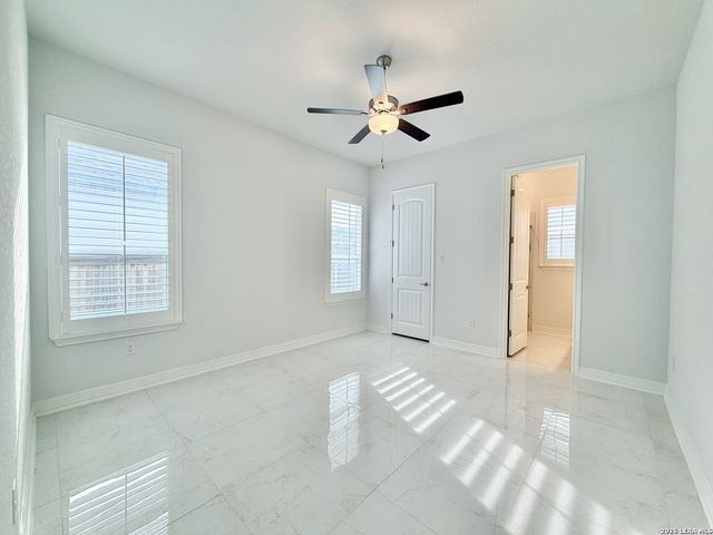 4051 WOOD CRK, San Antonio, TX 78257