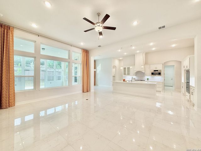 4051 WOOD CRK, San Antonio, TX 78257