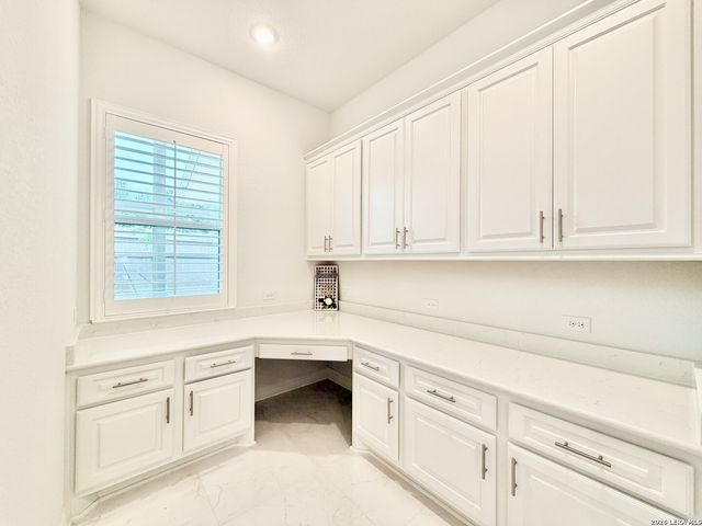 4051 WOOD CRK, San Antonio, TX 78257