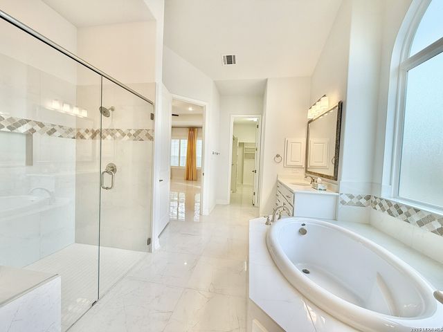 4051 WOOD CRK, San Antonio, TX 78257