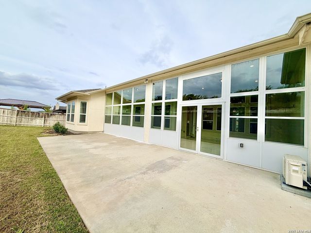 4051 WOOD CRK, San Antonio, TX 78257