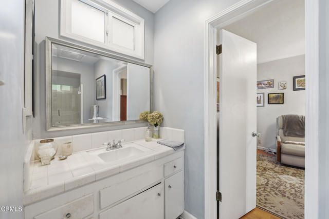 6514 Mammoth Avenue, Los Angeles, CA 91401