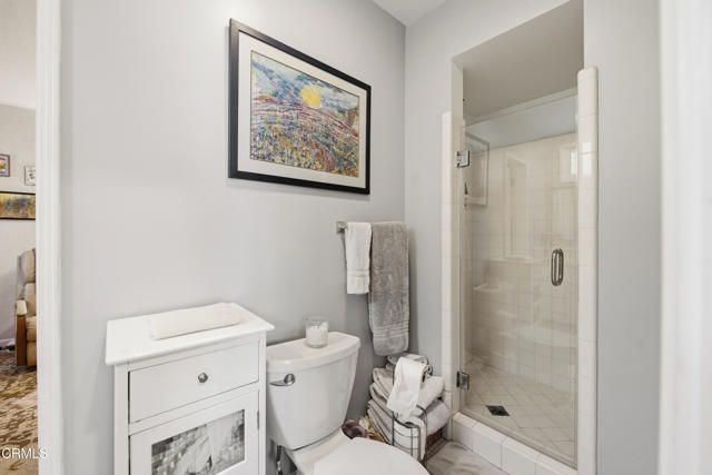 6514 Mammoth Avenue, Los Angeles, CA 91401