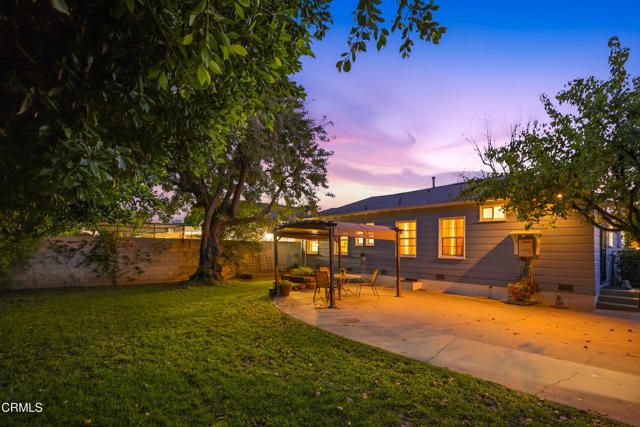 6514 Mammoth Avenue, Los Angeles, CA 91401