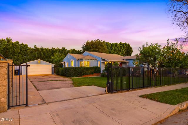 6514 Mammoth Avenue, Los Angeles, CA 91401