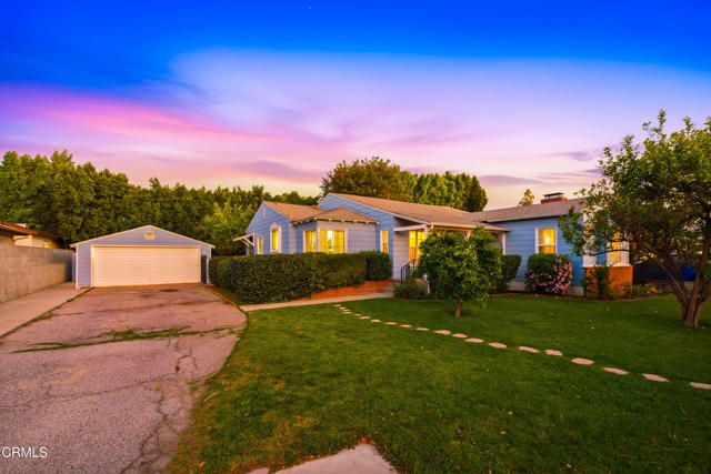 6514 Mammoth Avenue, Los Angeles, CA 91401