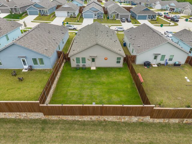 1416 Showdown Lane, Crandall, TX 75114