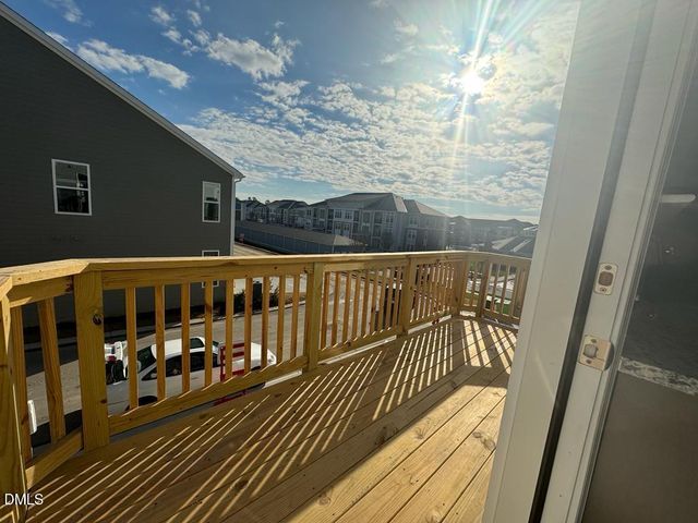 989 Parkstone Towne Blvd Boulevard, Knightdale, NC 27545