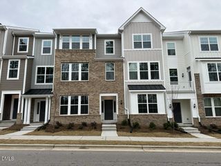 989 Parkstone Towne Blvd Boulevard, Knightdale, NC 27545