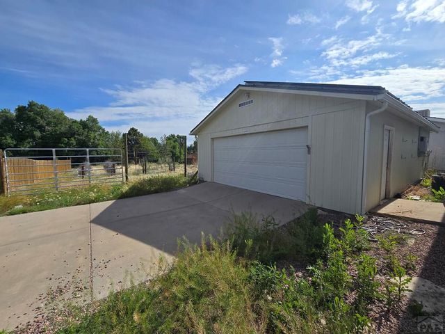 1702 Willow St, Canon City, CO 81212