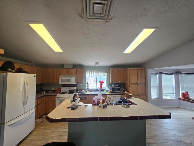 1702 Willow St, Canon City, CO 81212