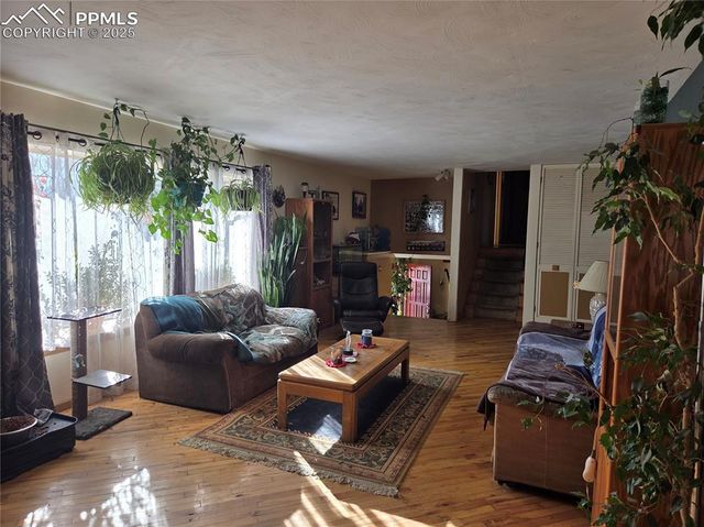 2822 Valley Hi Avenue, Colorado Springs, CO 80910