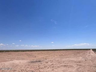 1001 Tigard Street, El Paso, TX 79928