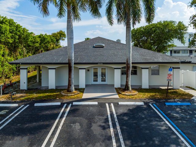 1020 N Riverside Drive, Pompano Beach, FL 33062