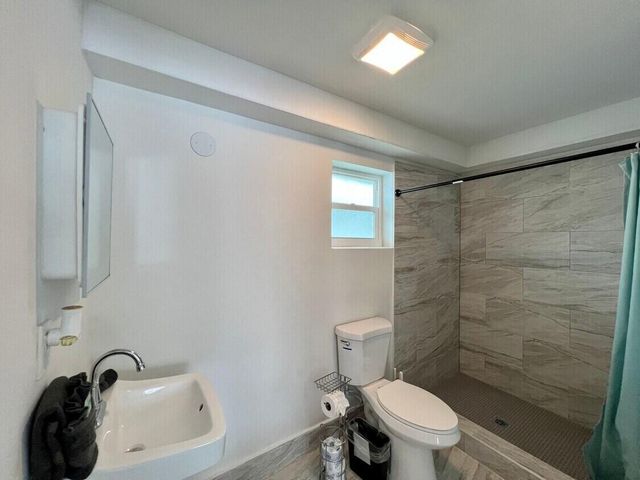 1020 N Riverside Drive, Pompano Beach, FL 33062