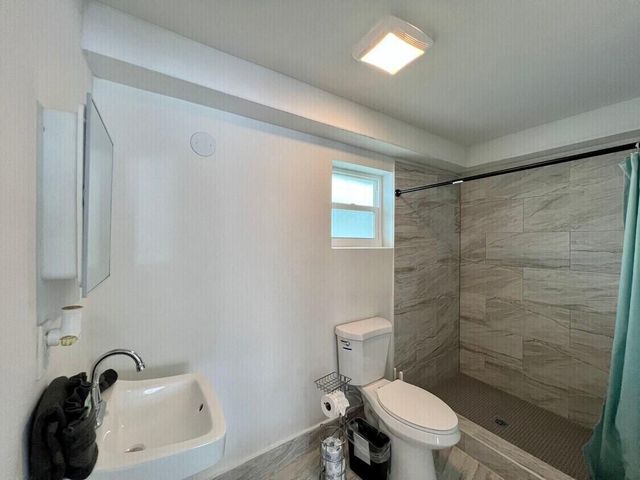 1020 N Riverside Drive, Pompano Beach, FL 33062