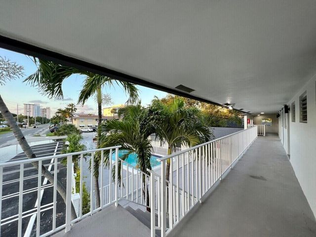 1020 N Riverside Drive, Pompano Beach, FL 33062