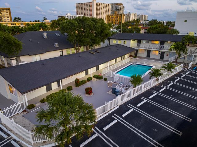 1020 N Riverside Drive, Pompano Beach, FL 33062