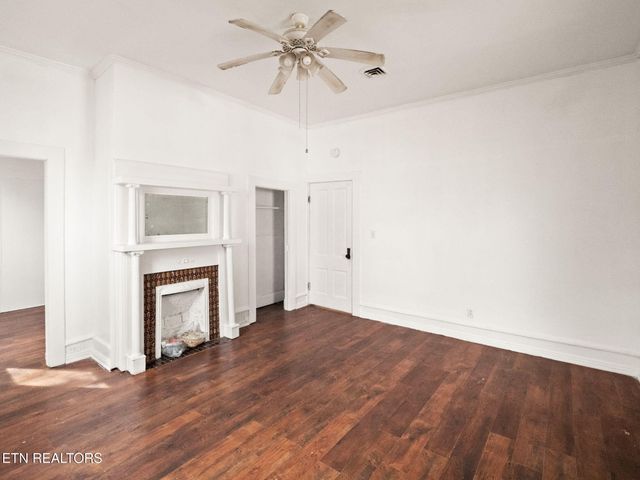 317 Aden St, Paris, TN 38242