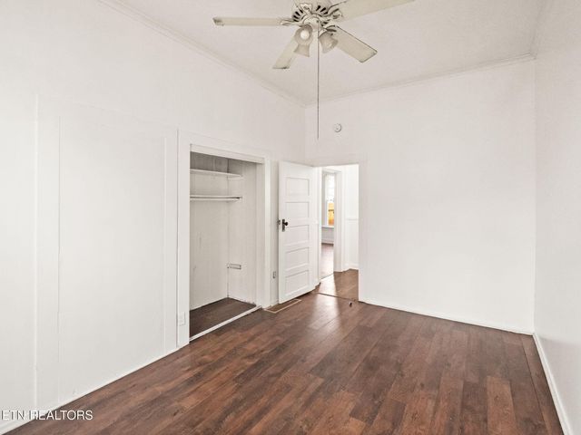 317 Aden St, Paris, TN 38242