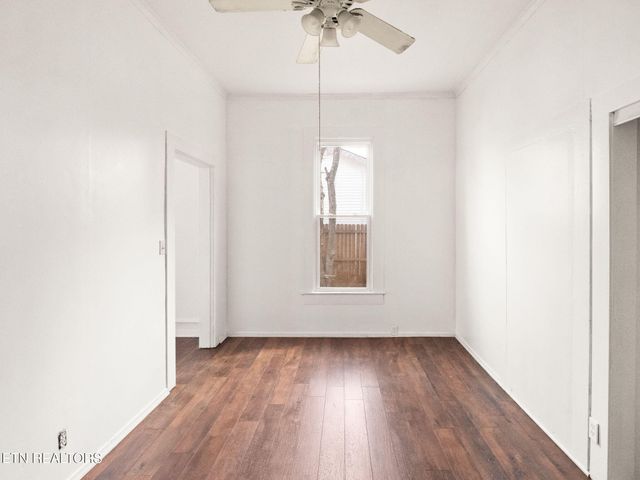 317 Aden St, Paris, TN 38242