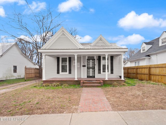 317 Aden St, Paris, TN 38242