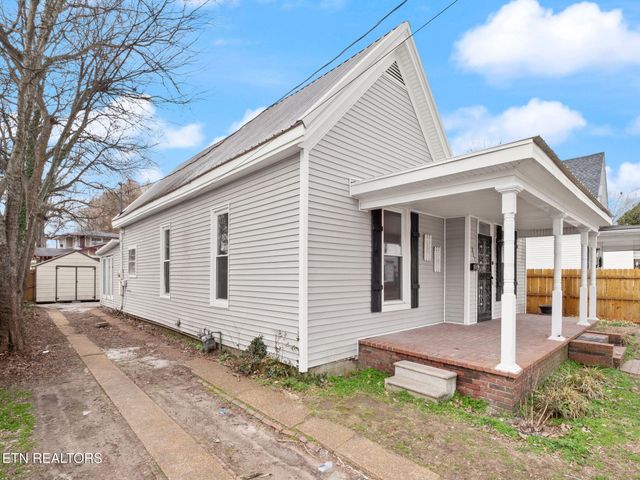 317 Aden St, Paris, TN 38242