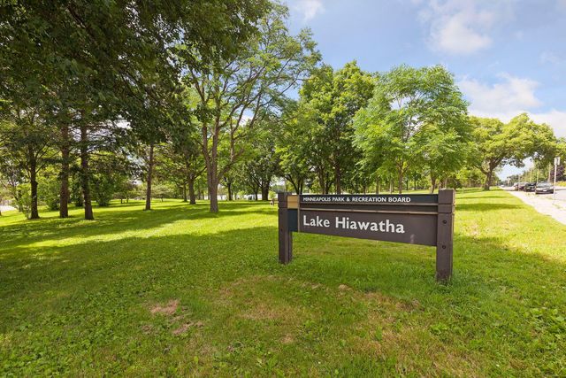 4445 31st Avenue S, Minneapolis, MN 55406