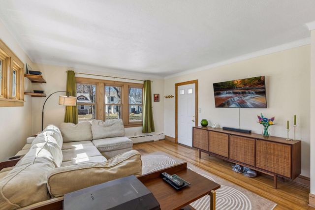 4445 31st Avenue S, Minneapolis, MN 55406