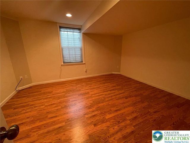 304 Central Park Avenue, Bethlehem City, PA 18018