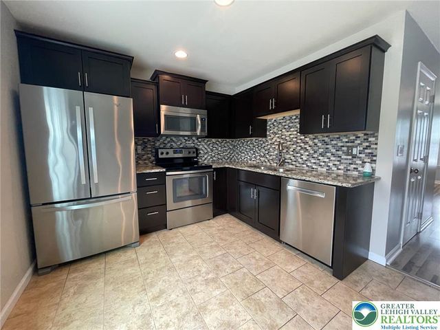 304 Central Park Avenue, Bethlehem City, PA 18018