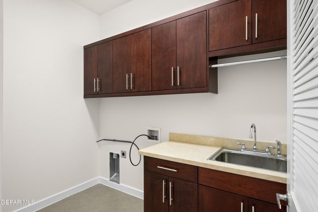 1716 Old Paint Drive, El Paso, TX 79911