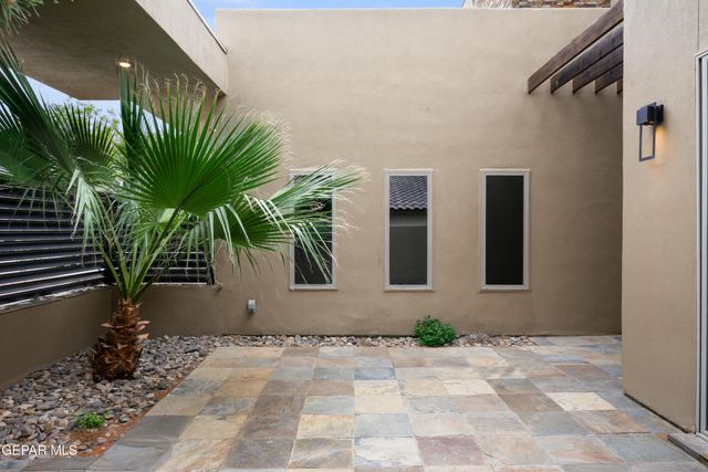 1716 Old Paint Drive, El Paso, TX 79911