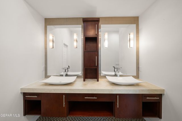 1716 Old Paint Drive, El Paso, TX 79911