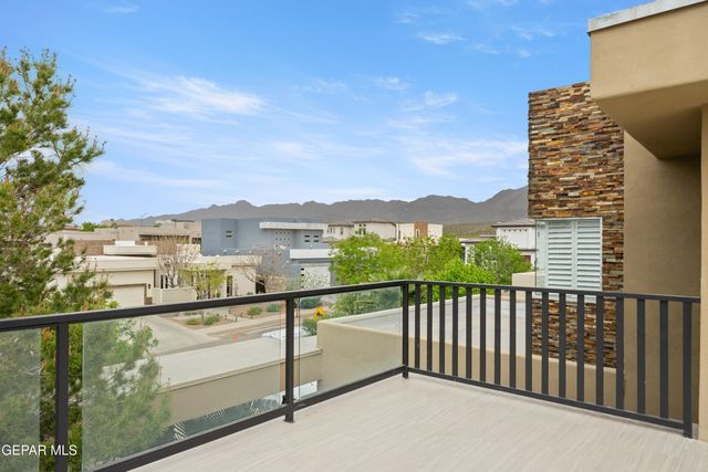 1716 Old Paint Drive, El Paso, TX 79911